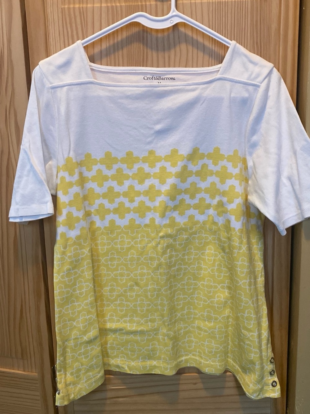 croft & barrow White and Yellow Geometric Short-Sleeve Top